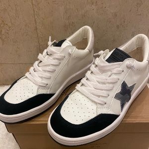 Vintage Havana sneakers